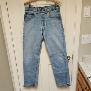 Vintage Levi's 30x30 501 Made In USA Lightwash Button Fly 32x32 Actual 30x31